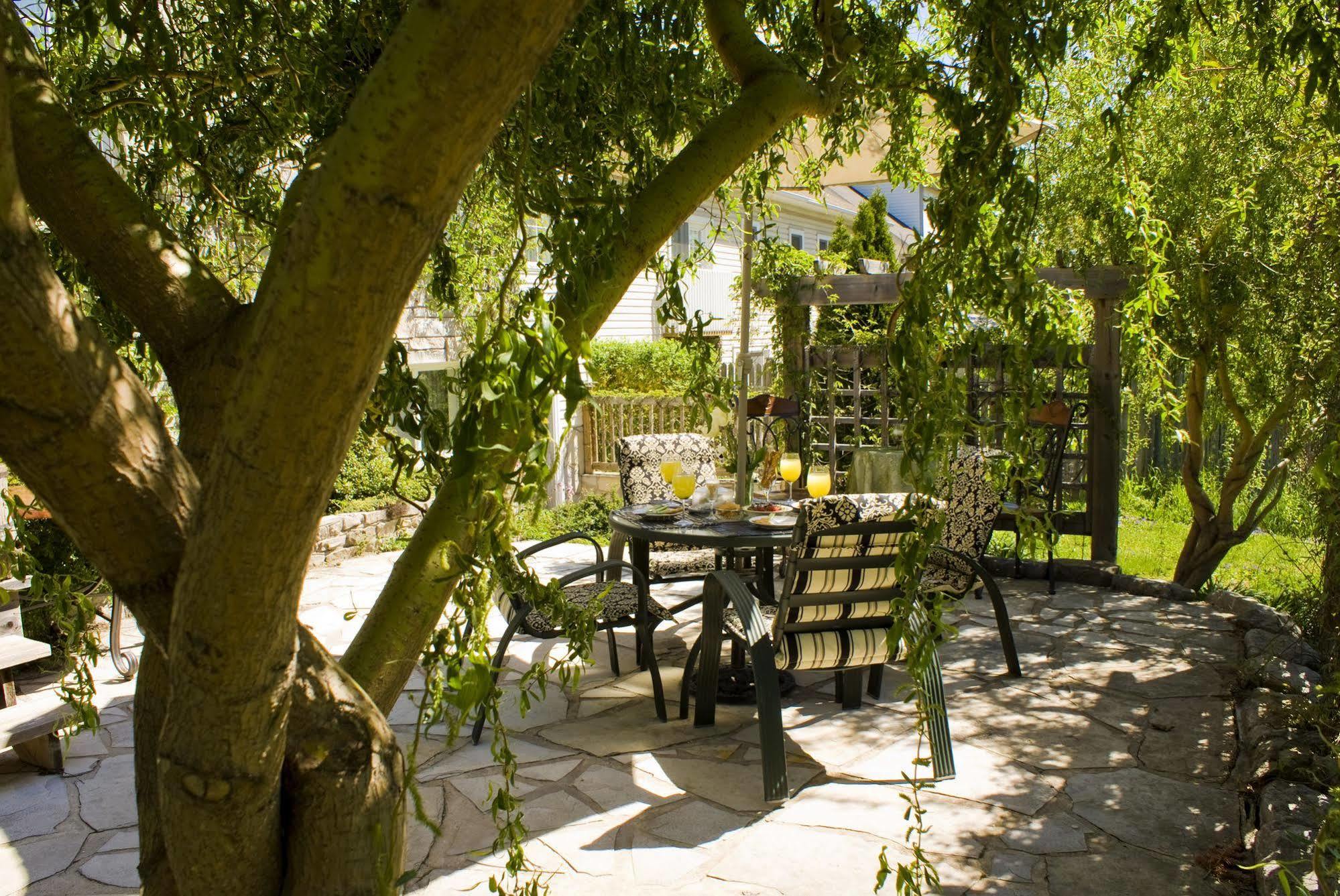 Gatekeeper'S Retreat Bed & Breakfast Niagara-on-the-Lake Bagian luar foto